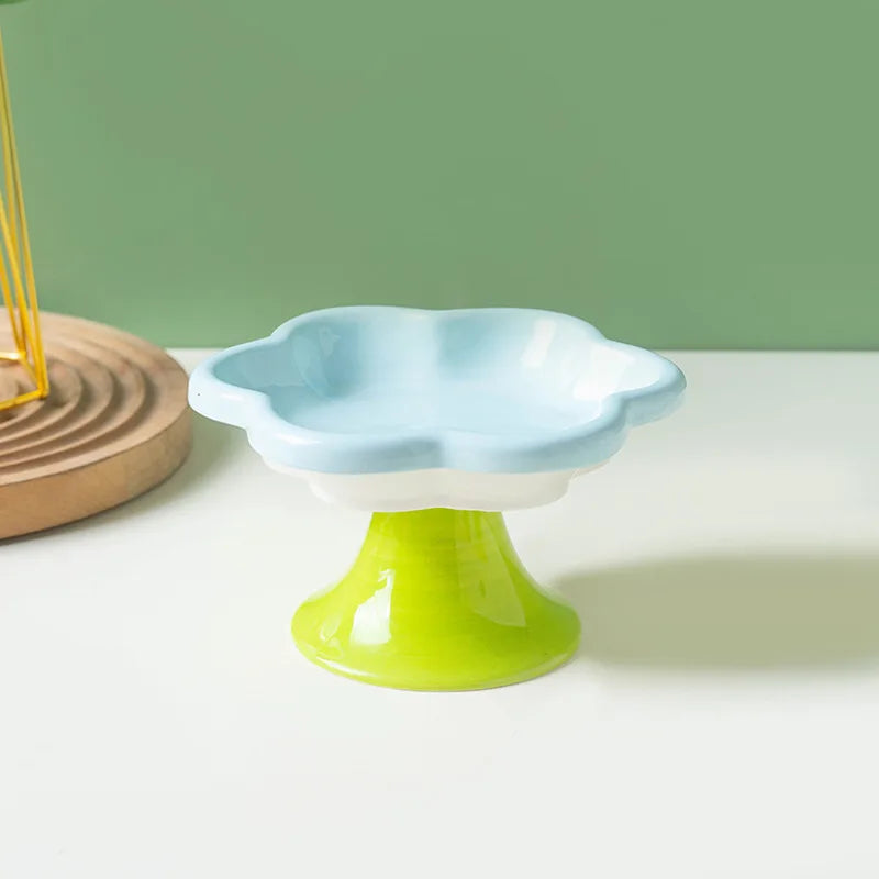 Ceramic Flower Cat Bowl – Pretty, Practical, and Kind to Necks